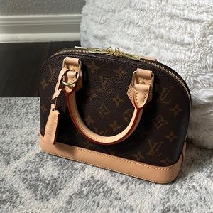 ❗️SOLD❗️Alma Bb